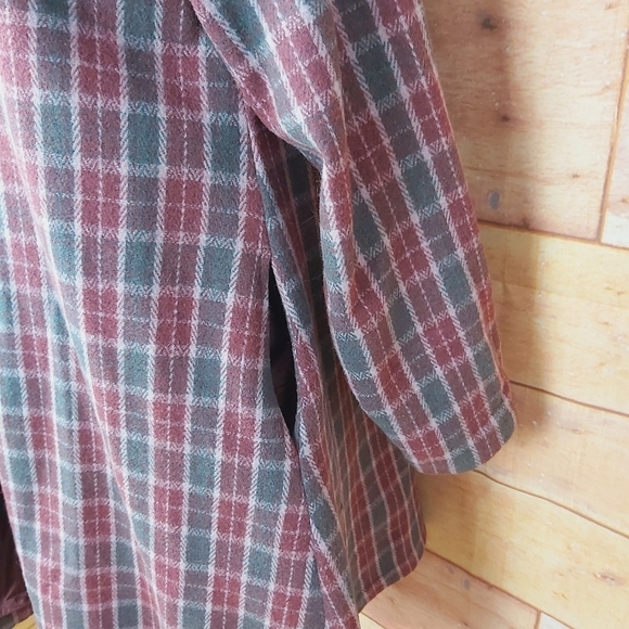 VINTAGE plaid woolblend coat capestyle size medium belt shape - Picture 8 of 13